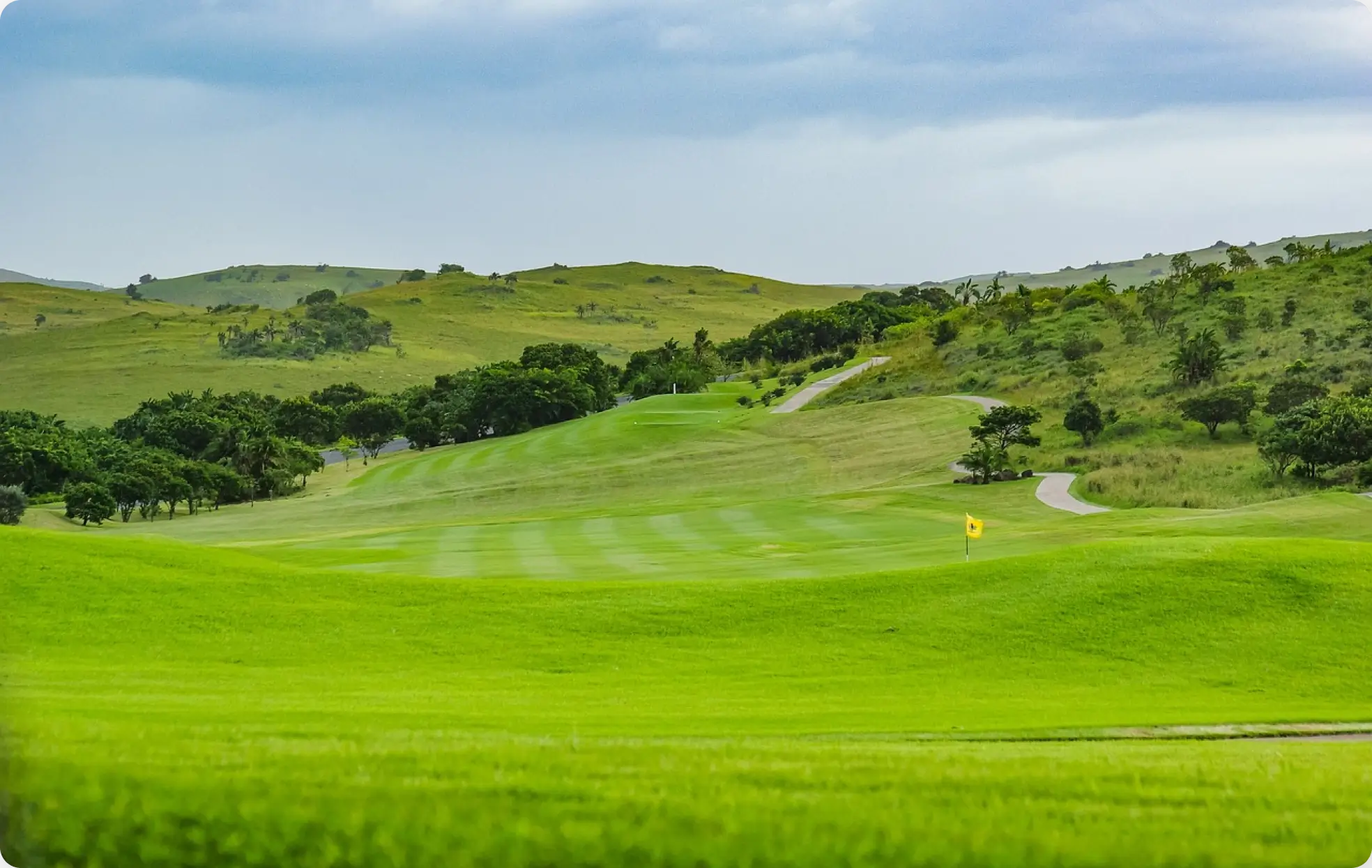 /image/pic_golf_course.webp
